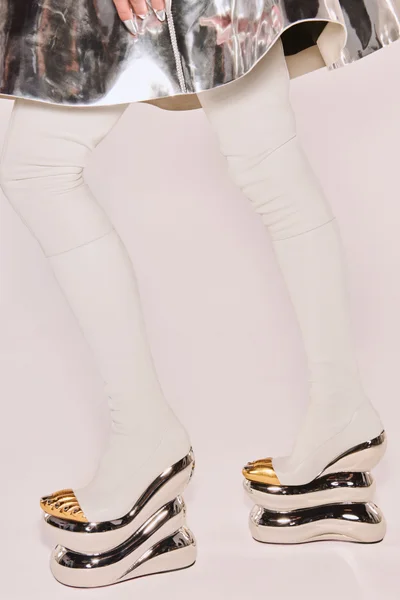 Look 14